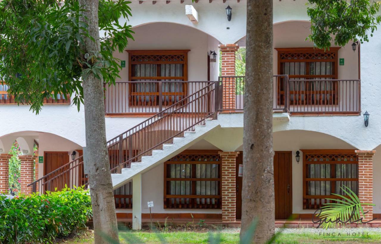Finca Hotel Guali Santafe 산타페 데 안티오키아 외부 사진