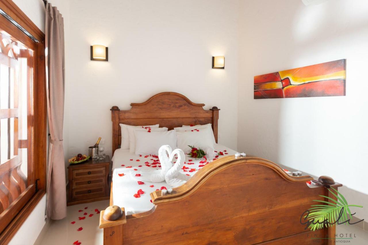 Finca Hotel Guali Santafe 산타페 데 안티오키아 외부 사진